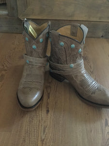 Roper Wanda Burnished Tand Vamp